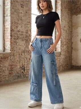 Hot Topic Wide Leg Cargo Jeans with Grommet Straps Denim Blue Size 7